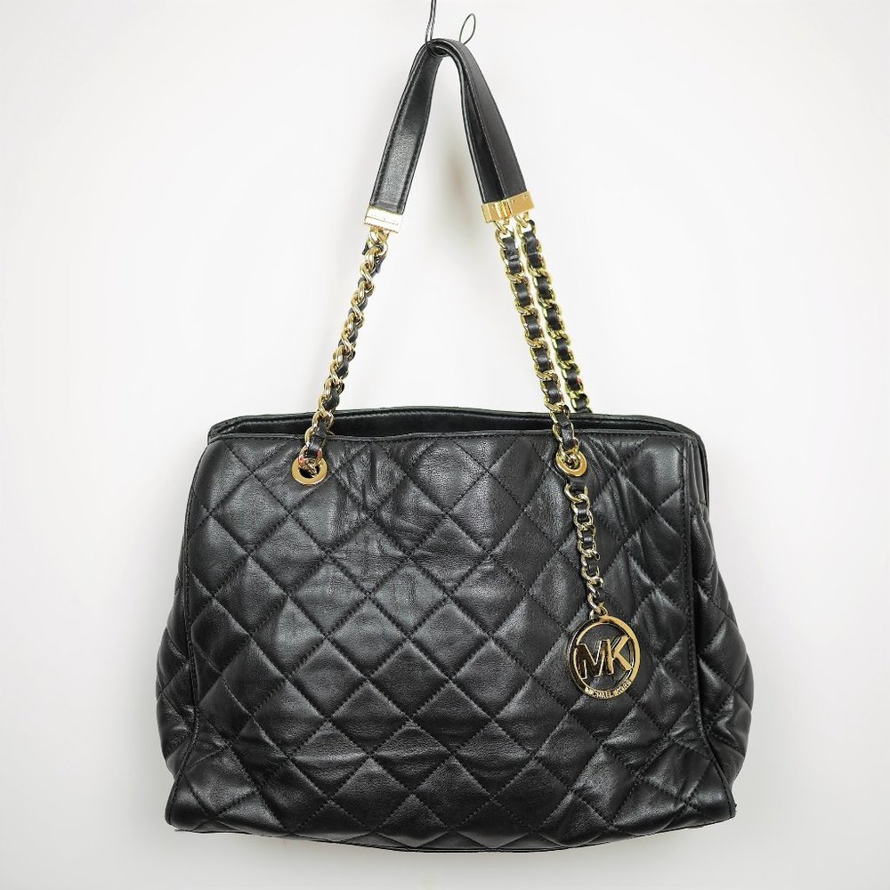 MICHAEL KORS Purse Black quilted leather bag